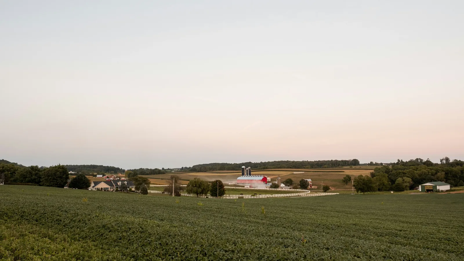 Pennsylvania Amish countryside — rural farm areas have fewer small-pet vet clinics, making emergency planning important